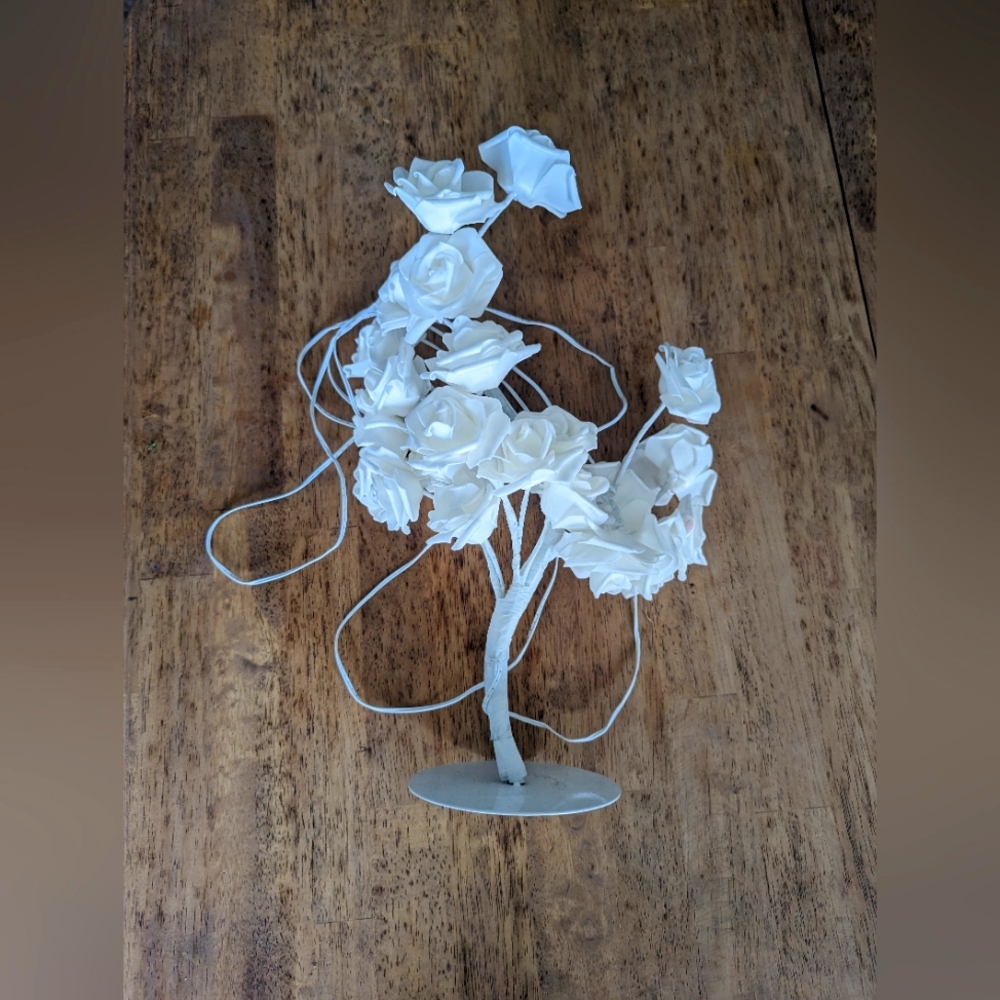 White Rose Lamp